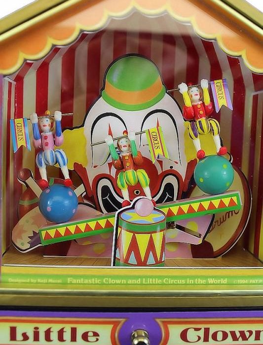 MUSICAL PALLASSOS SEESAW